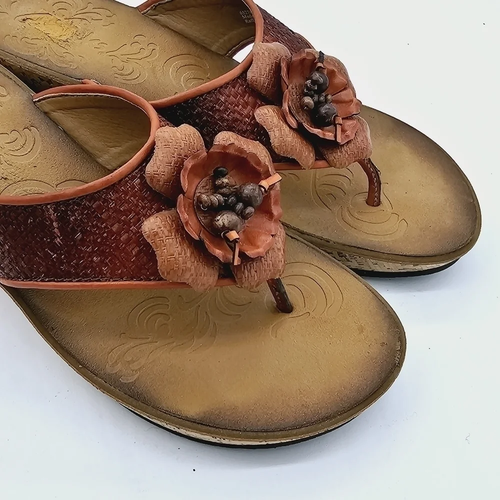 Clarks Brown Raffia Flower Mimmey Claire Cork Wedge Slide Thong Sandals Size 8M